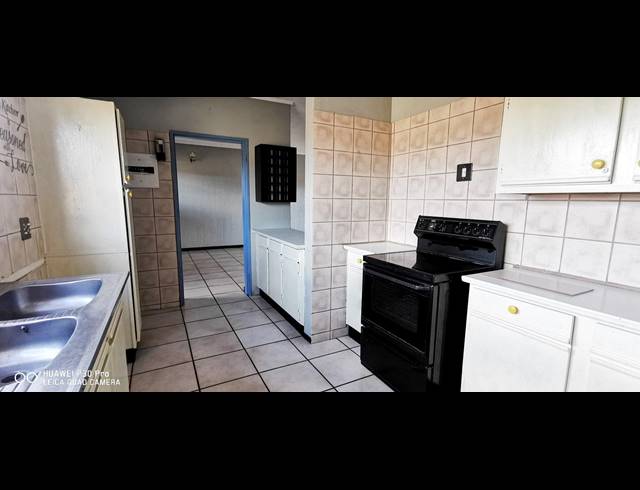 3 BEDROOM FLAT SOLD IN THREE RIVERS